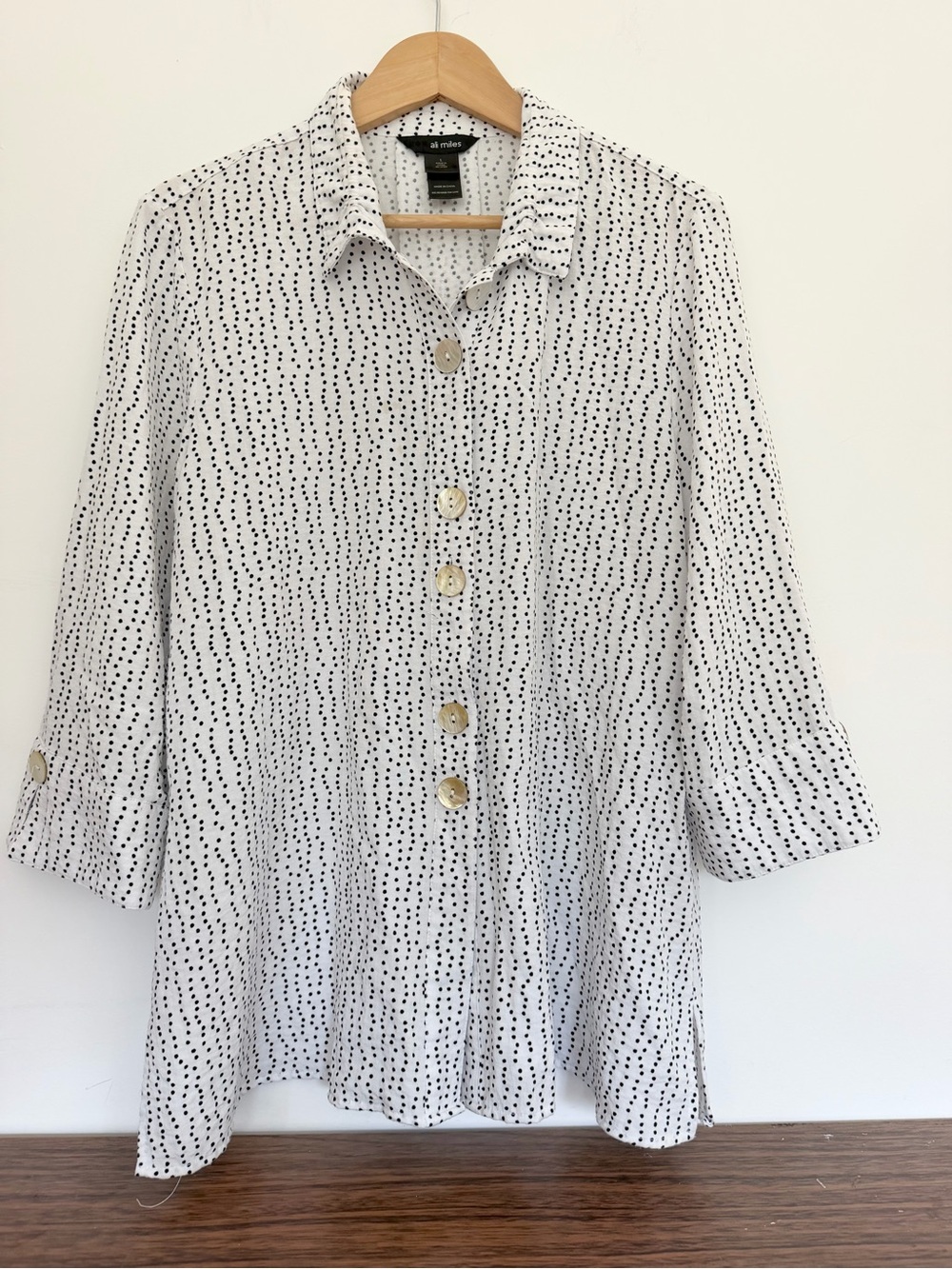Ali Miles White & Black Dot Button-Front Women's Shirt Lightweight Collared L